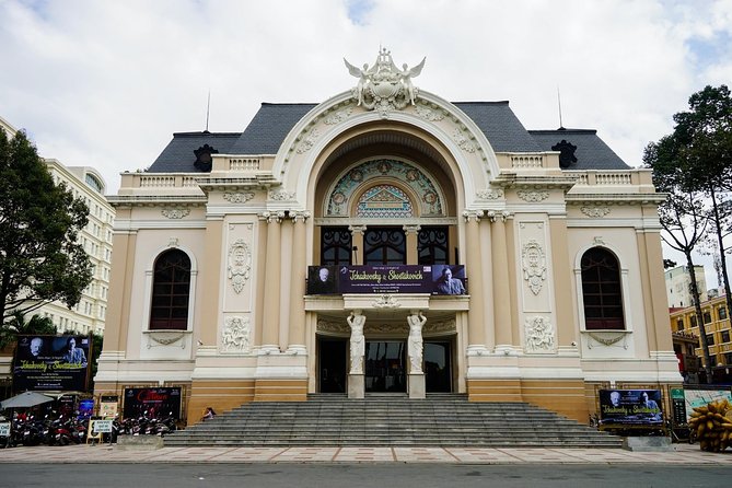 1-Day Ho Chi Minh City & Cu Chi Tunnels-Deluxe Group Of 10 Max - Who should book this experience?