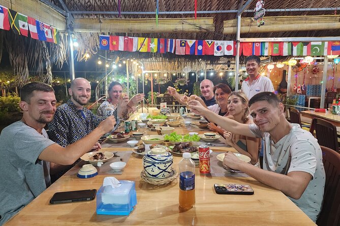 3D2N Mekong Delta Tour: Cycling – Kayaking – Floating Market - Who will get the most from this trip