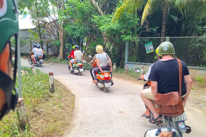 Ben Tre Mekong Zig Zag: Scooter, Sailboat, and Food (Full day) - Entering Ben Tre city for local food