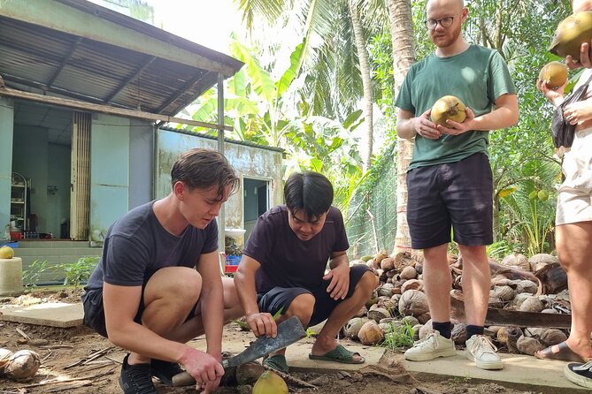 Ben Tre: Scooter, Culture, Sailboat and Mekong Food (Half Day) - A two-hour Mekong lunch and hammock break
