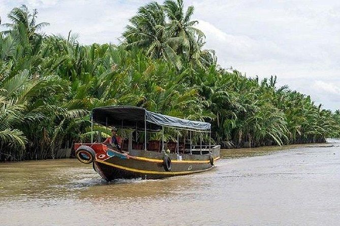 BIG BOSS private LIMOUSINE DAY TRIP TO MEKONG DElTA - My Tho and the first Mekong views