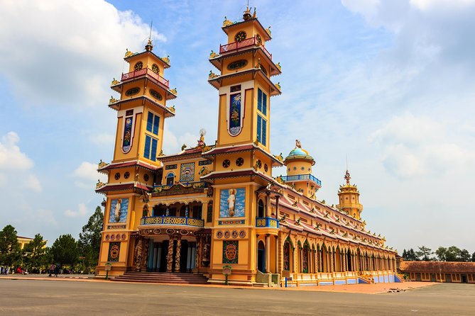 Black Virgin Mountain, Cao Dai Temple & Ben Duoc Cu Chi Tunnel - Why a private tour helps on this route