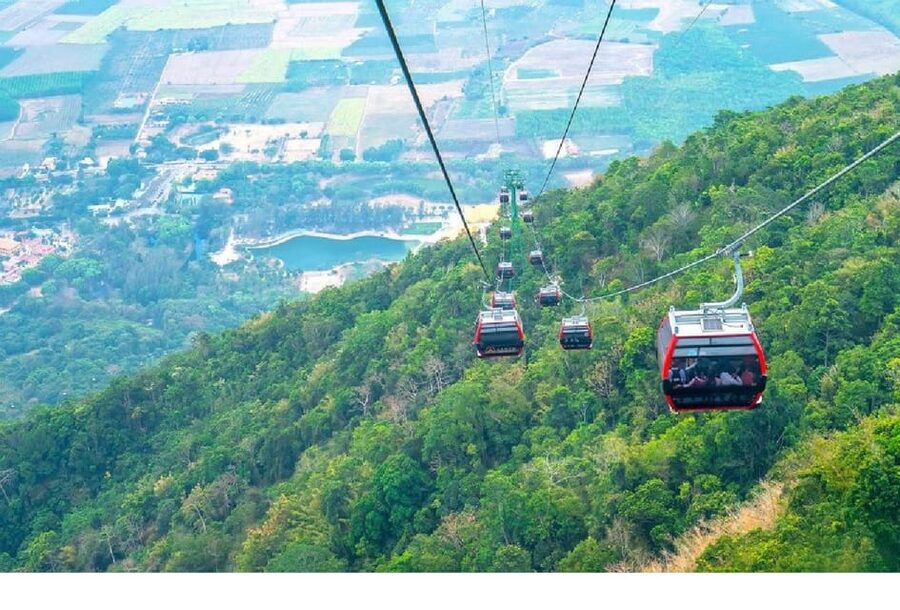 Black Virgin Moutain, Cu chi tunnels & Cao dai temple 1 day - Should you book it?