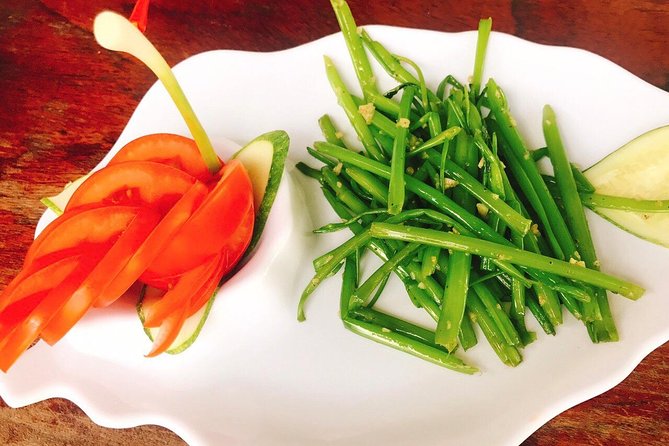 Chef Vu Cooking Class Plus Market Trip in Saigon Center (Pick up by Cyclo) - Who should book this class