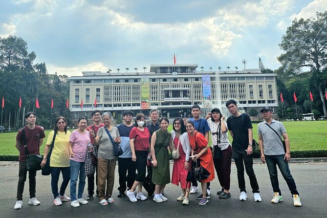 Cu Chi Tunnels and Ho Chi Minh City Full Day - VIP Private Tour - Reunification Palace and the final days of the war