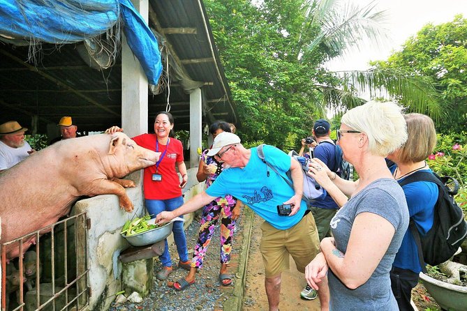 Cu Chi Tunnels Experience from Ho Chi Minh City - Meeting at the Saigon Central Post Office