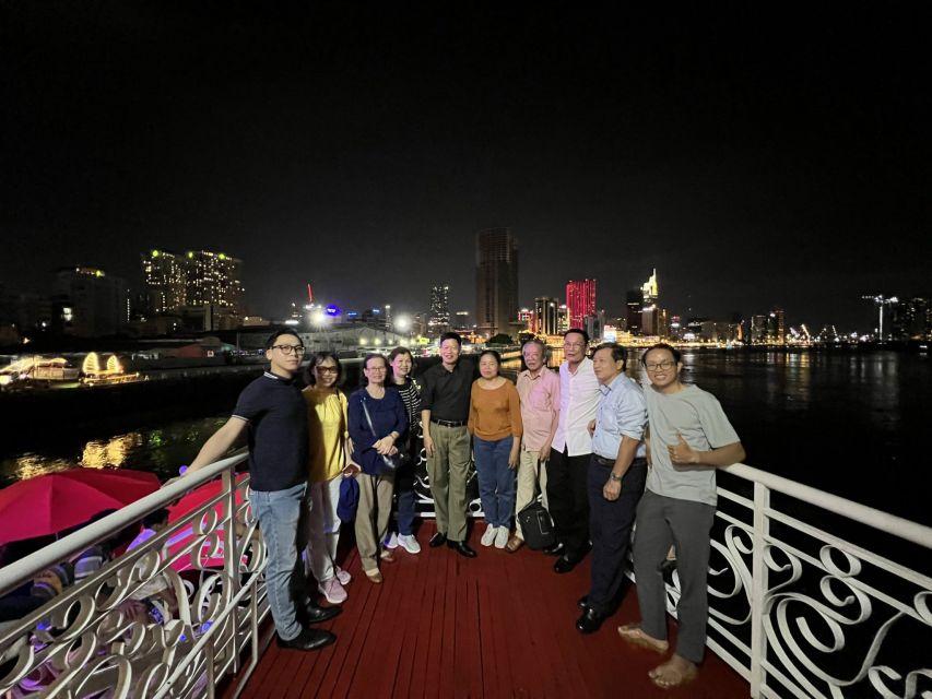 Deluxe Dining Cruise by DeluxeGroupTours - A buffet dinner with city lights outside
