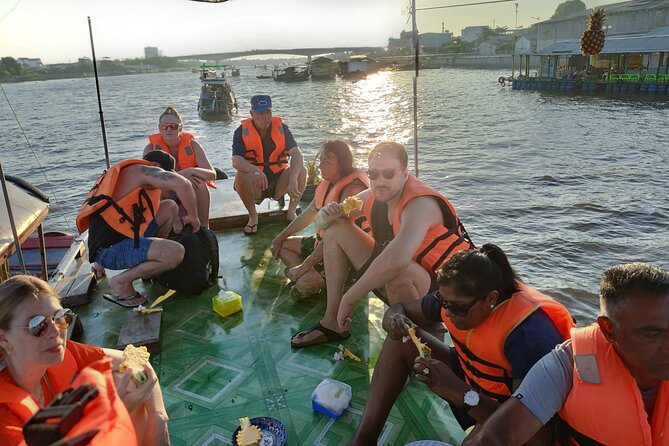 Deluxe Mekong Delta Tour to Floating Market 2 Days 1 Night Trip - Why two days works better than one