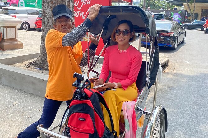 Discover Market By Cyclo Without Tour Guide By DGT - Seeing Saigon at the speed of a cyclo