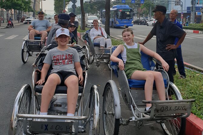 Discover Market By Cyclo Without Tour Guide By DGT - Ben Thanh Market in the center