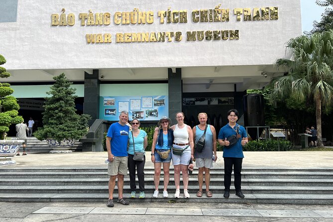 Discover Saigon Main Sights by Walking - Independence Palace links history to place