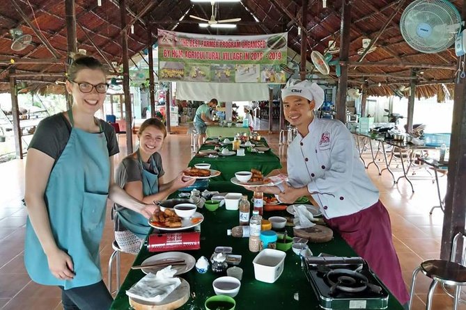 Discover vietnamese Agriculture,culture ,Cuisine and Cu chi Tunnels in Saigon - Entering the Cu Chi Tunnels
