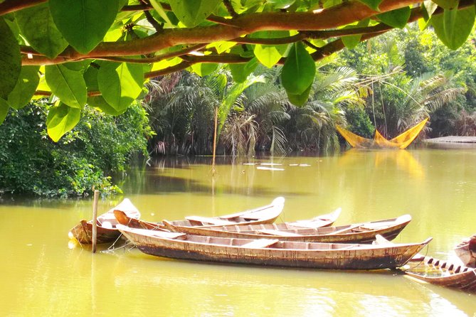 DISCOVERING UNSEEN Parts Of Saigon Full Day - Saigon in one day, from palace rooms to river fishing