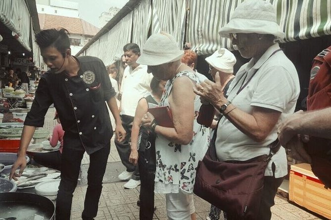 Experience half-day cooking class with market visit - From the Kitchen God story to the first cooking steps