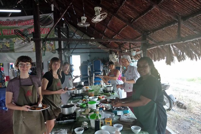 Farm-To-Table Healthy Cooking Class in Ho Chi Minh City - Pickup, timing, and group size
