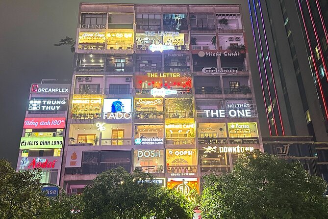 [Free E-sim] Evening Walking Tour in Saigon - Why an evening walk works well in Saigon