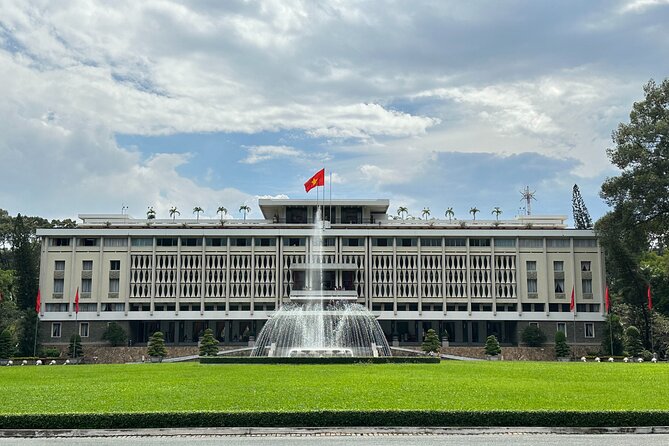 [Free E-sim] Half Day Guided Tour in Ho Chi Minh City - The War Remnants Museum in 50 minutes