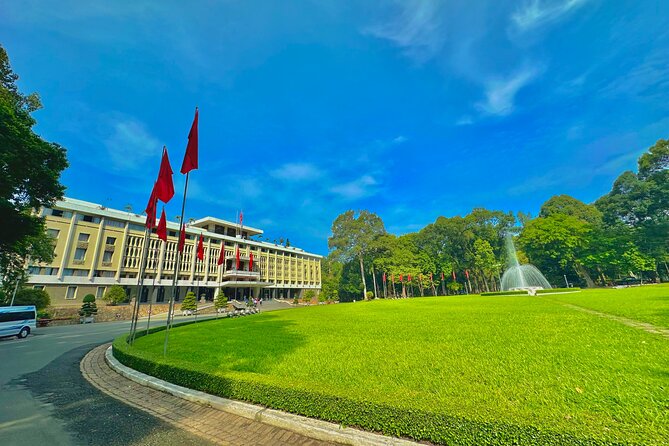 [Free E-sim] Half Day Guided Tour in Ho Chi Minh City - What the guide and vehicle add