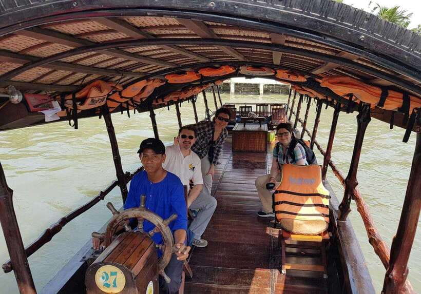 From Ho Chi Minh City: Mekong Delta Day Trip with Lunch - Ben Tre, coconut candy, and rice paper