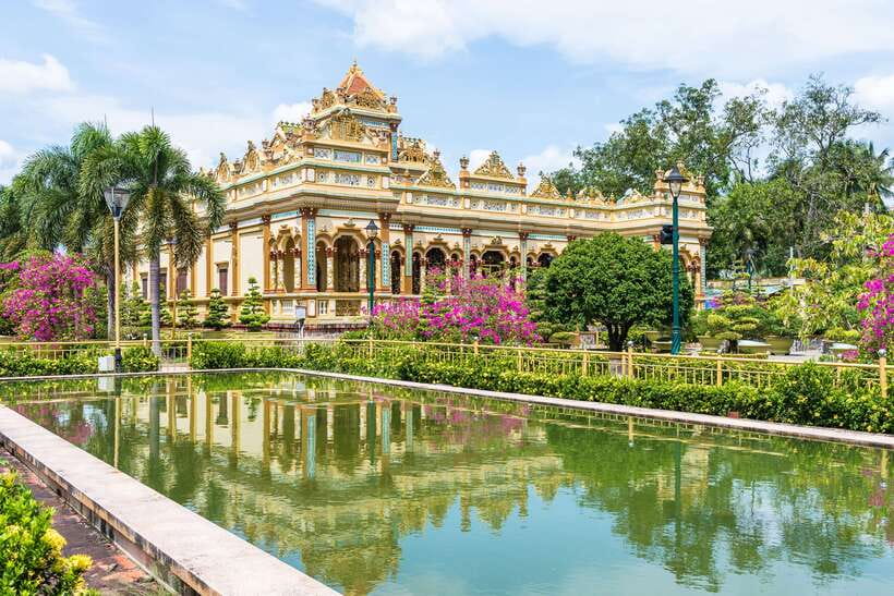 From Ho Chi Minh: Mekong Delta Small Group Day Trip - The morning drive from Ho Chi Minh City