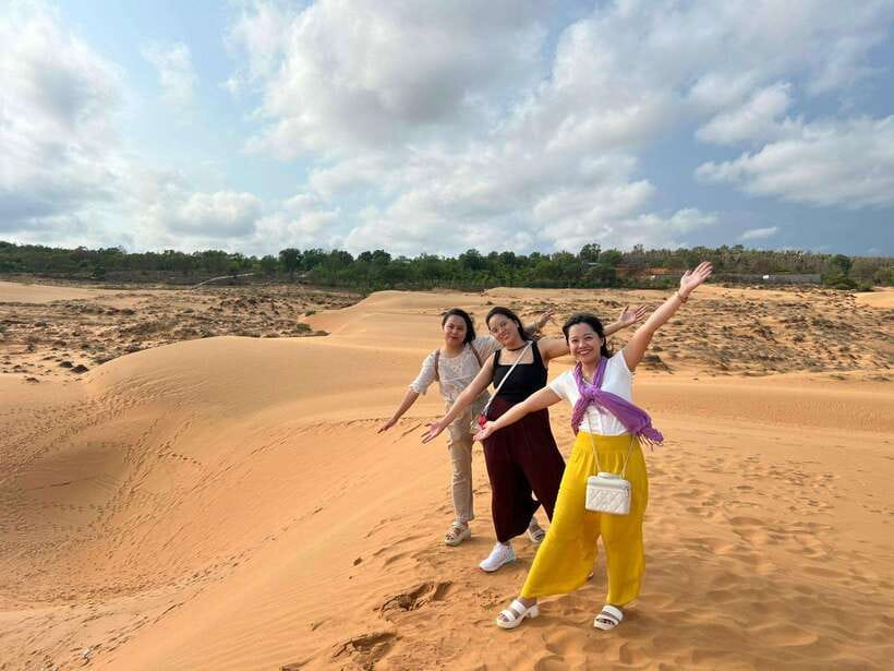 From Ho Chi Minh: Mui Ne daily tour (With Jeep Or ATV) - Lunch and free time beside Mui Ne Beach