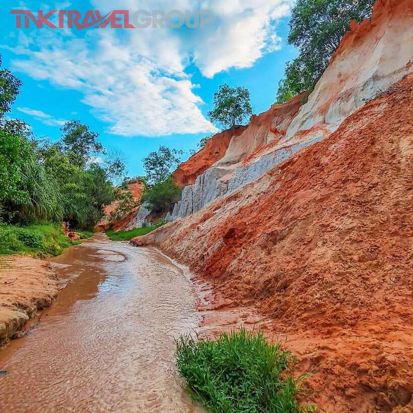 From Ho Chi Minh: Mui Ne Sand Dunes and Beach Day Tour - White Sand Dunes and the main photo stop