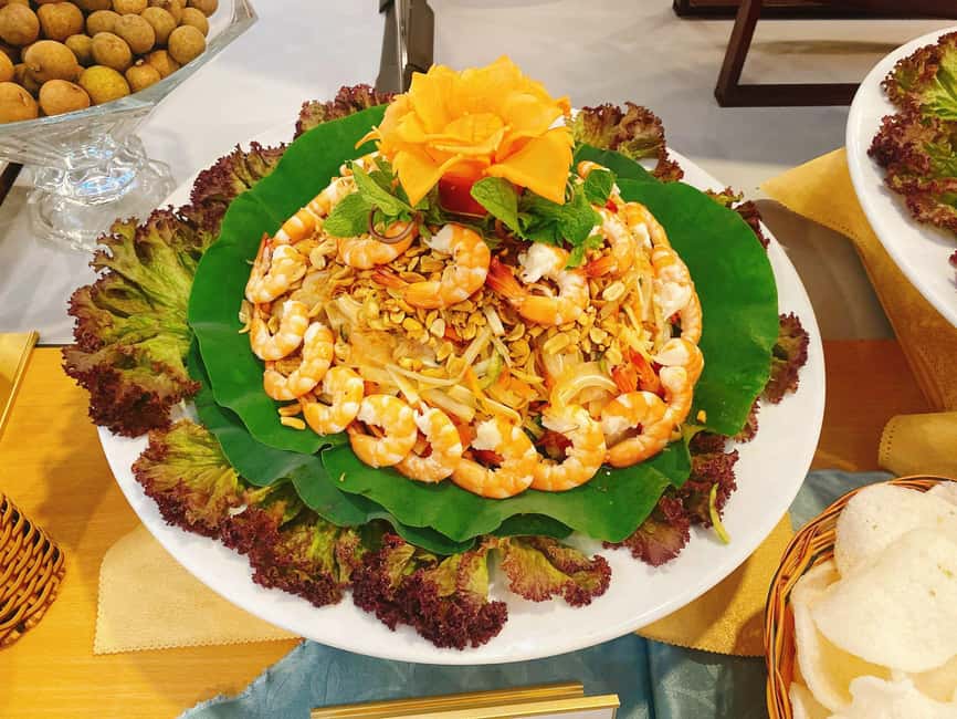 From Ho Chi Minh: Private Table Dinner on cruise Saigon - What the four-hour evening looks like