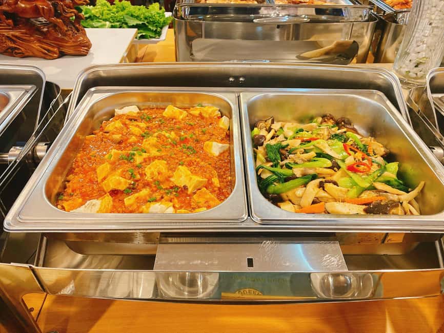 From Ho Chi Minh: Private Table Dinner on cruise Saigon - A private table changes the evening