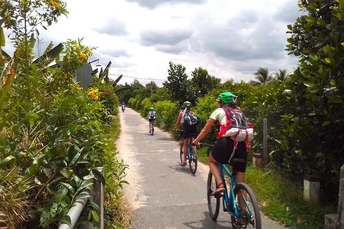 Full Day Off The Beaten Track the Mekong Delta. - Kayaking through the smaller canals