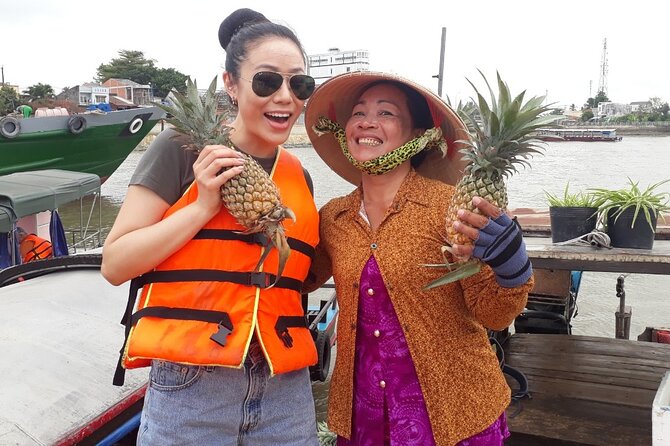 HCM: 2-Day Mekong Delta Floating Market with Cooking & Bike Ride - From Ho Chi Minh City to Vinh Trang Pagoda