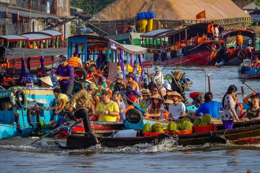 HCMC: Mekong Delta 2-Days My Tho–Ben Tre & Cai Rang Market - Vinh Trang Pagoda adds culture before the river