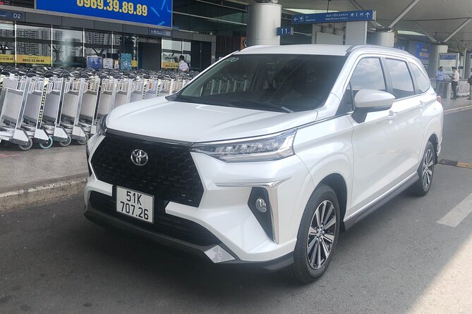 HO CHI MINH AIRPORT: CAR 7s PICK UP <-> HOTEL (one way transfer) - Key points to know before you book