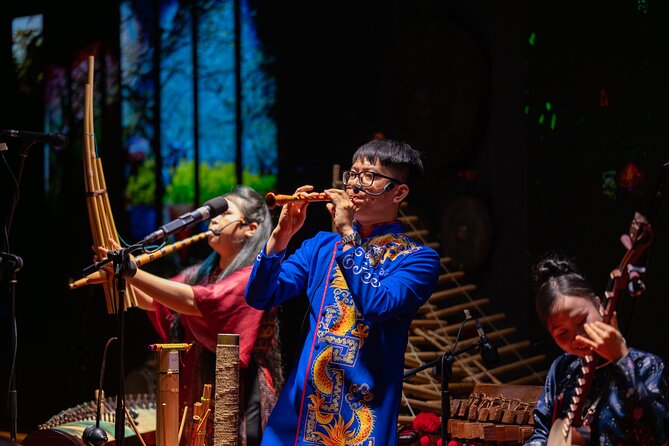 Ho Chi Minh: Chào Show with Dinner & Hotel Pickup - The guides and transport service