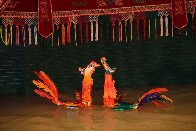 Ho Chi Minh City: Golden Dragon Water Puppet Ticket - Small details that improve the evening