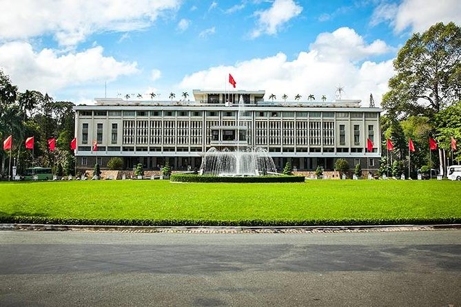 Ho Chi Minh City Half Day Tour - Ben Thanh Market and the route question