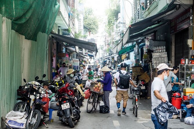 Ho Chi Minh City: Hidden Bunker & Vietnam War - Free Walking Tour - See Saigon’s oldest building at the Archbishop’s Palace