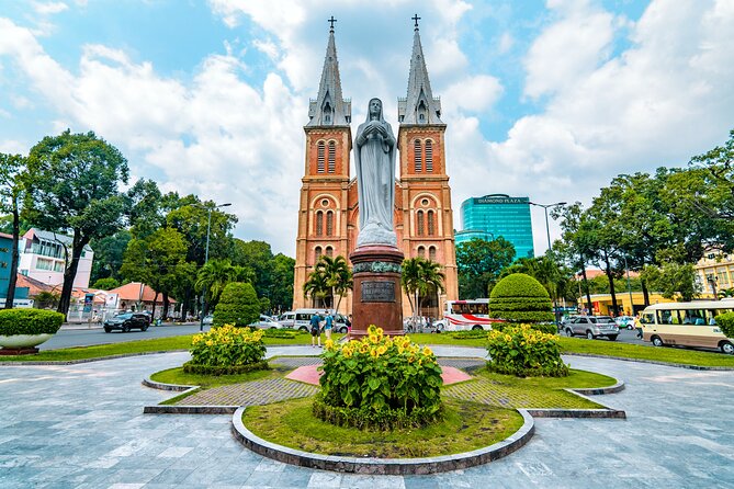 Ho Chi Minh City Highlights Private Tour - Reunification Palace and the Fall of Saigon