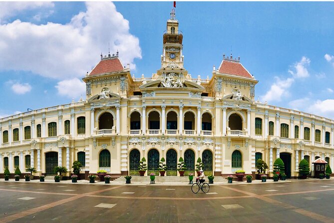 Ho Chi Minh City Highlights Tour - Notre Dame Cathedral: plan for an exterior view