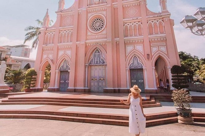 ️ Ho Chi Minh City Instagram Tour: Hidden Gems (Private & All-Inclusive) - Minh Dang Quang Pagoda