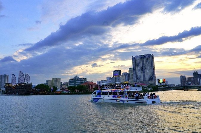 Ho Chi Minh City Lively Saigon River Sightseeing Cruise - The ice cream is a small but welcome extra