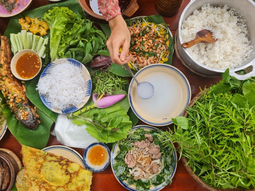 Ho Chi Minh City: Mekong Delta Day Trip with Lunch & Drinks - What the $76 price includes