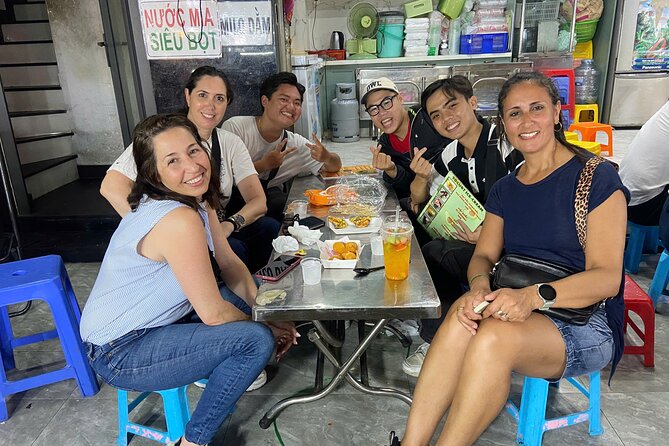 Ho Chi Minh city: Michelin-Recognized Food Tour with Local Expert - Who should book this experience
