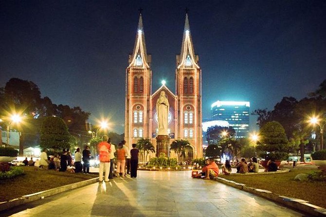 Ho Chi Minh City Private Tour Full Day - War Remnants Museum and difficult memories