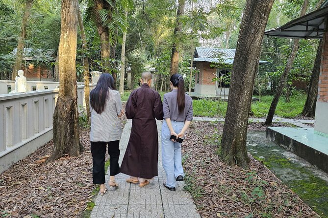 Ho Chi Minh city private tour guide - French-era sights form an easy walking cluster