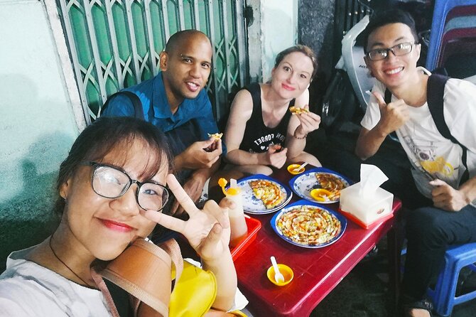 Ho Chi Minh City private walking tours with young local volunteers - Why a student-led walk can show you more of Saigon