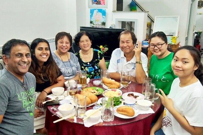 Ho Chi Minh City private walking tours with young local volunteers - What the guides do best, and where to set expectations