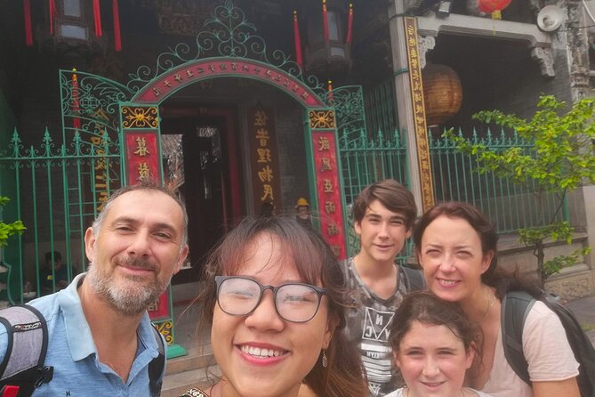 Ho Chi Minh City private walking tours with young local volunteers - District 1: the clearest first look at Ho Chi Minh City