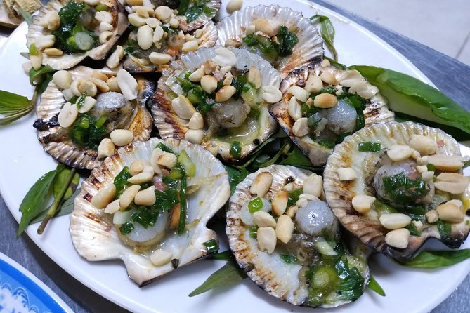 Ho Chi Minh City’s most delicious street food tour by motorbike - Stop two: Bình Thạnh and the wider street-food menu