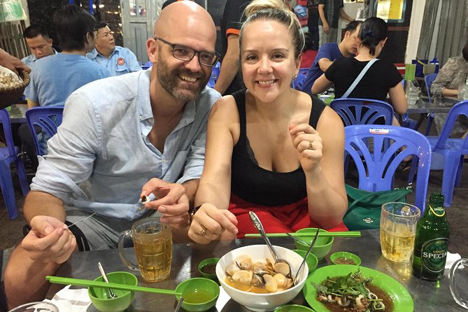 Ho Chi Minh City’s most delicious street food tour by motorbike - Stop three: Phú Nhuận after dark