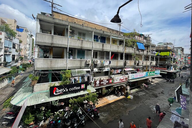 Ho Chi Minh City Sightseeing, midnight, Shopping tours by scooter - Market shopping and souvenir stops